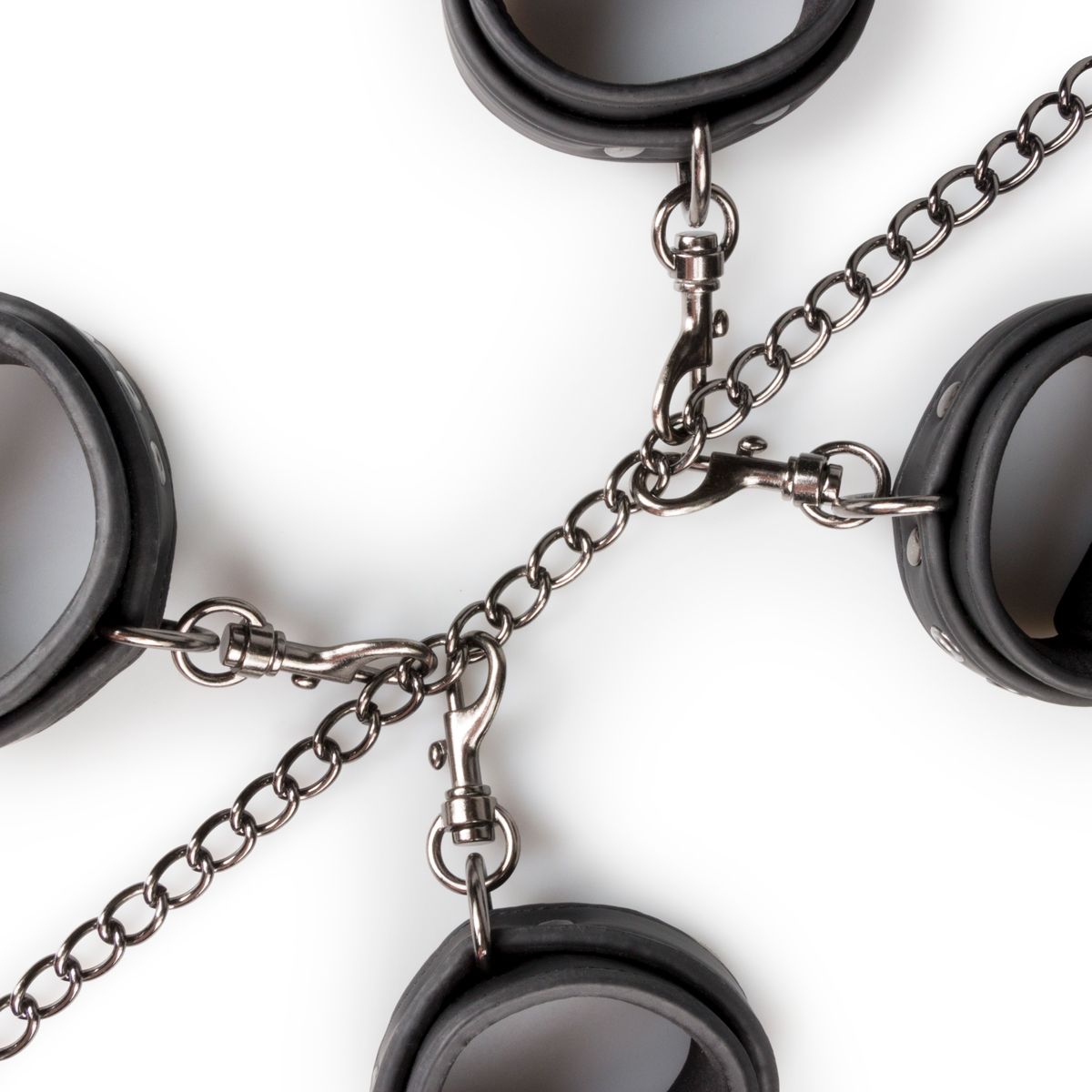 Fetisjset met halsband, enkelboeien en handboeien