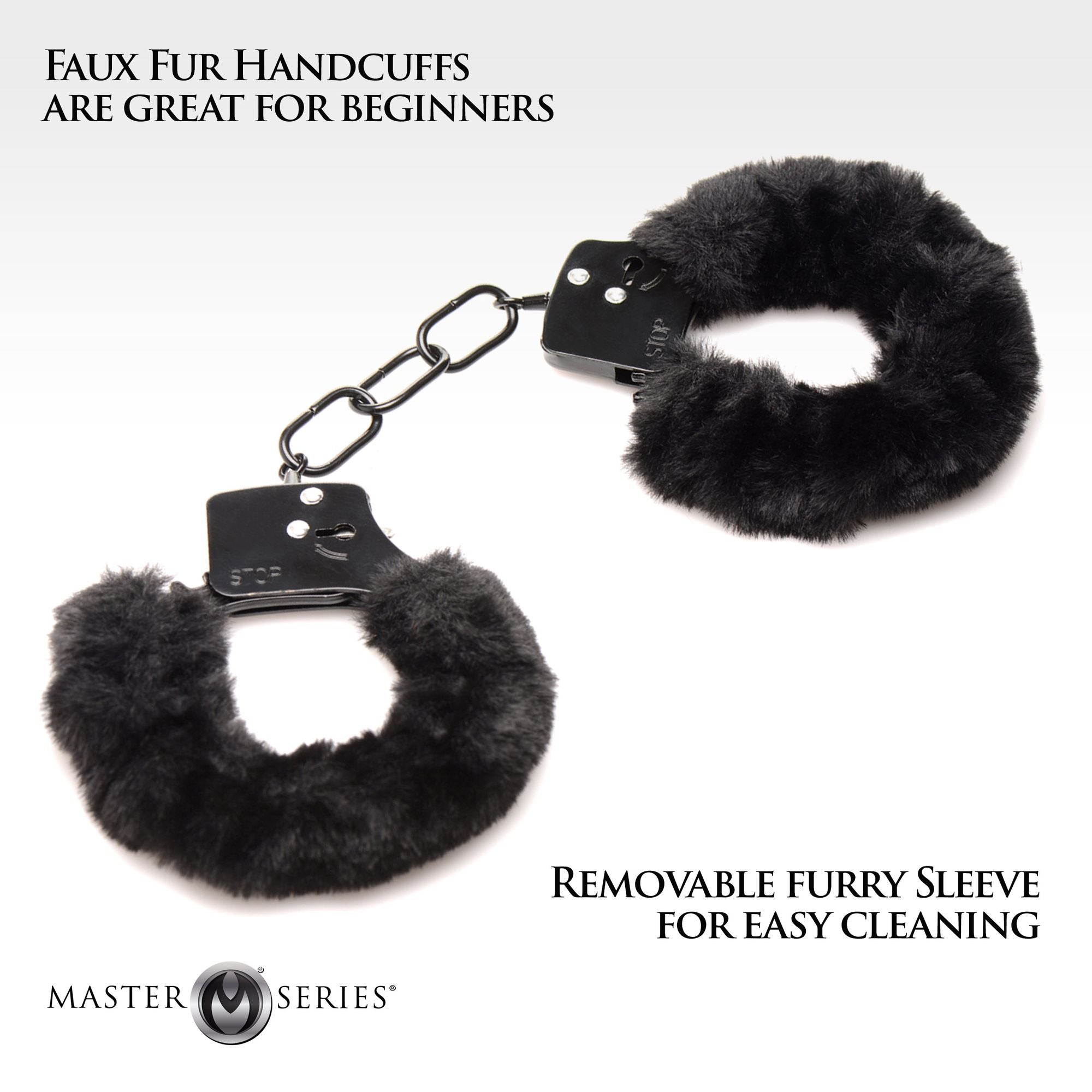 XR Brands - Cuffed In Fur Handboeien - Zwart