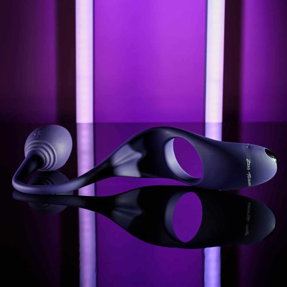 Zero Tolerance - Tip To Tail Vibrerende Cockring met Buttplug