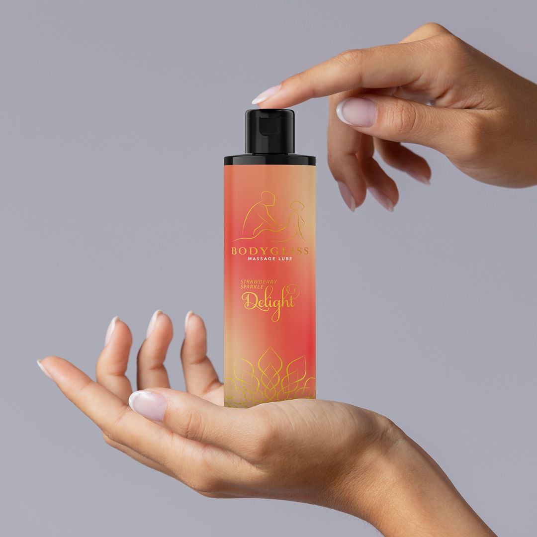 BodyGliss - Massageolie en Glijmiddel in 1 Aardbei &amp; Champagne - 150 ml